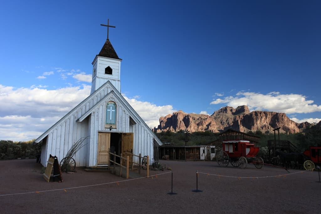Superstition Mountain Museum