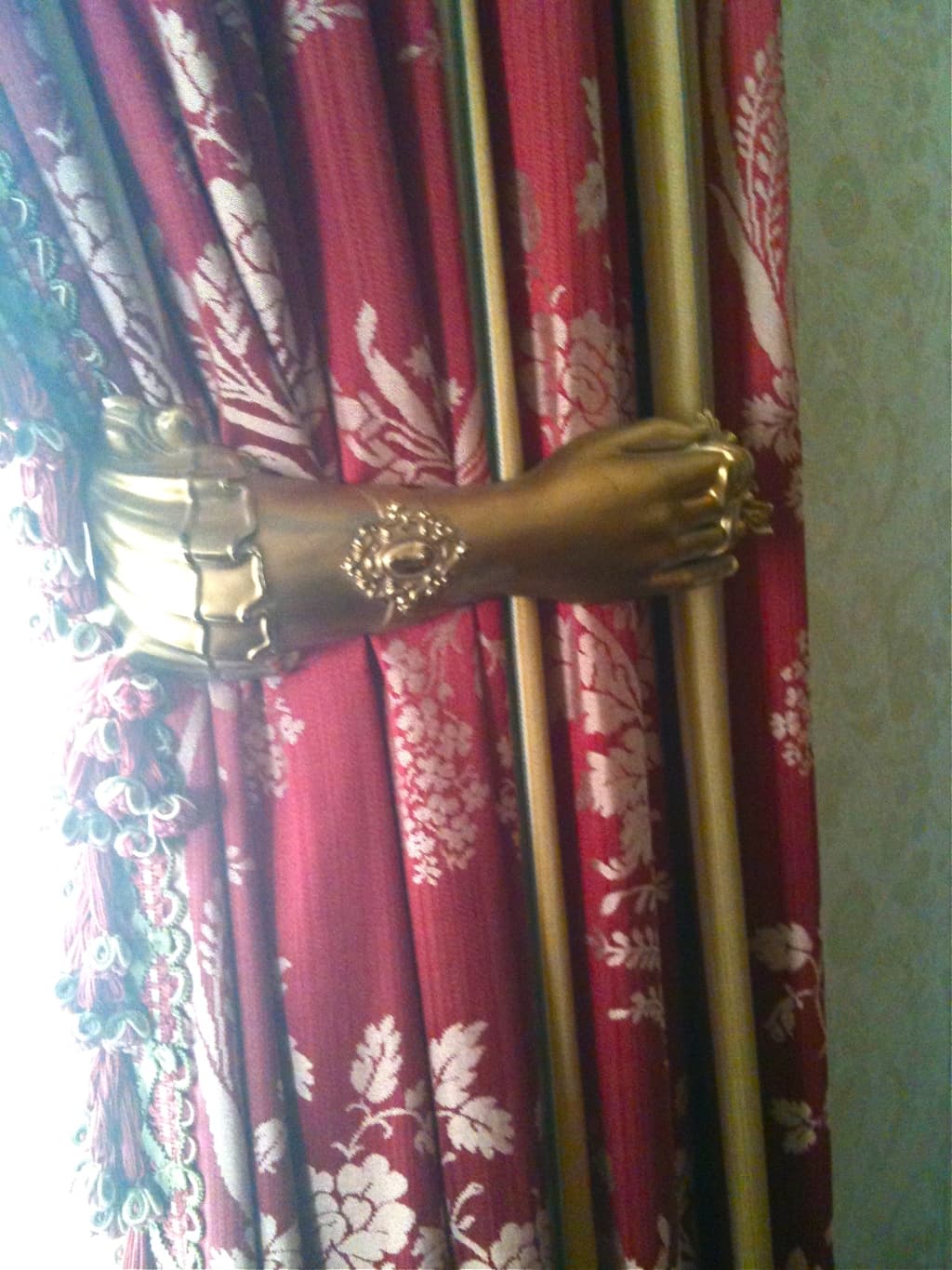 Curtain Arms