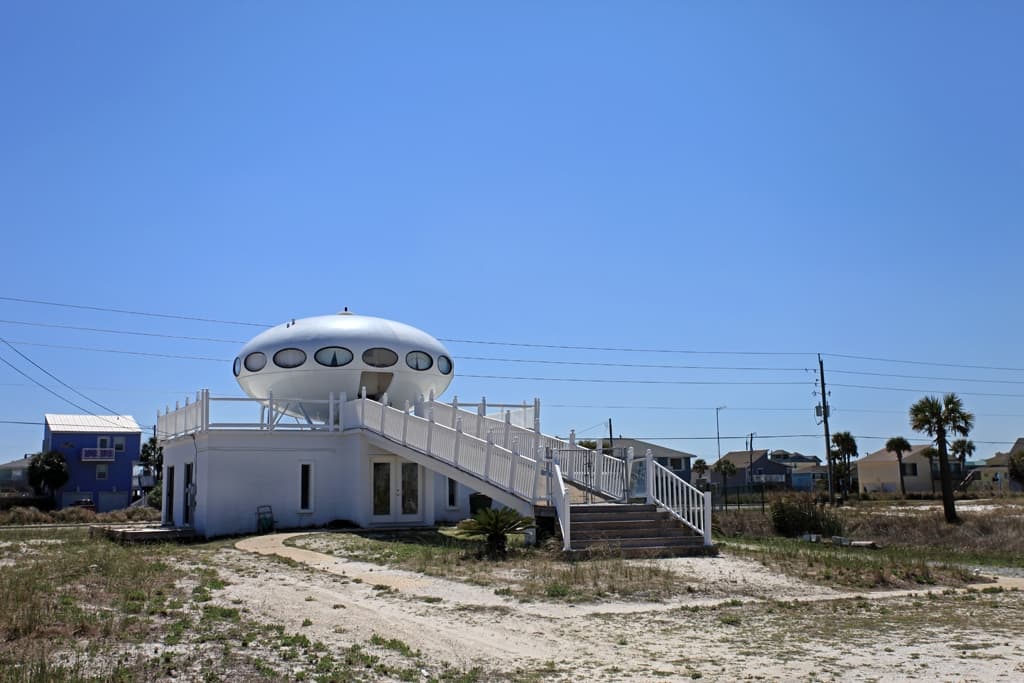 Futuro House