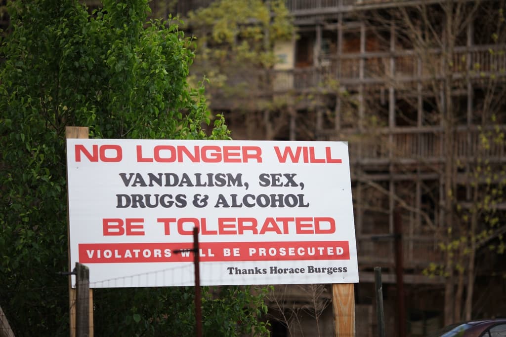 No More Sex Drugs or Vandalism