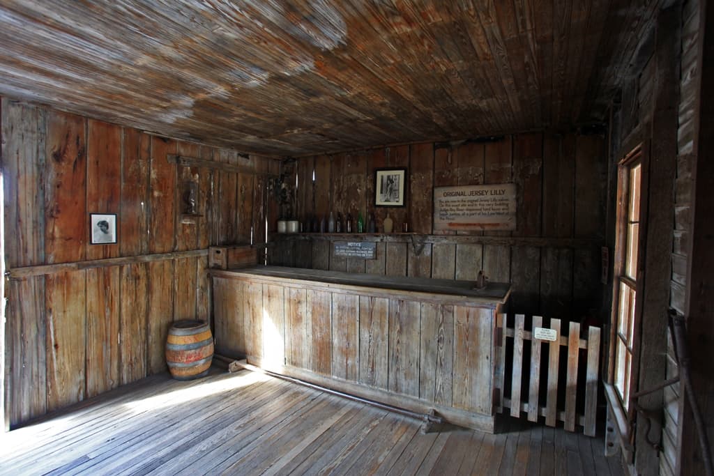 Judge Roy Bean's Bar