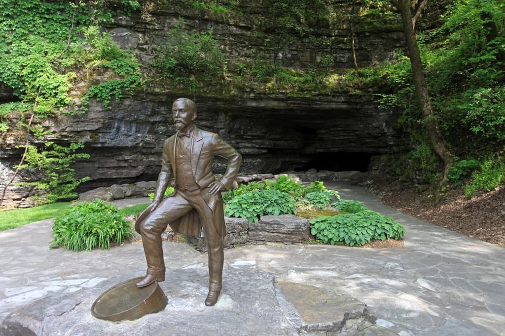 New Jack Daniel Statue