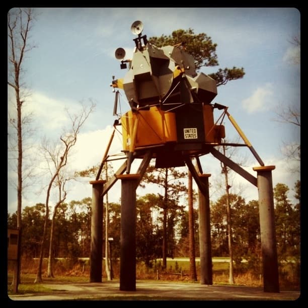 Roadside Moon Lander