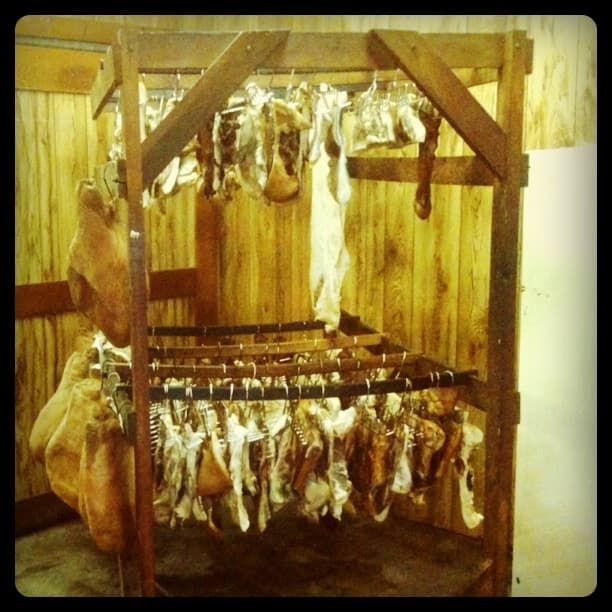 Benton's Country Hams