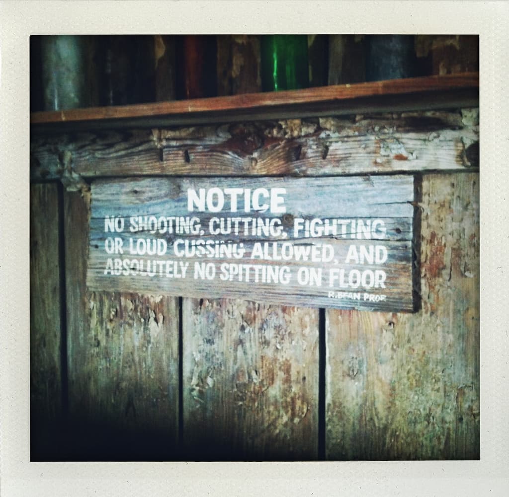 saloon etiquette
